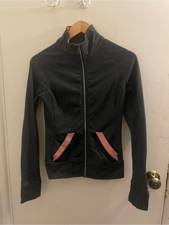 Prana Jackets & Blazers - Prana Women's Gray Zip-Up Jacket with Pink & Black Accents on Pockets